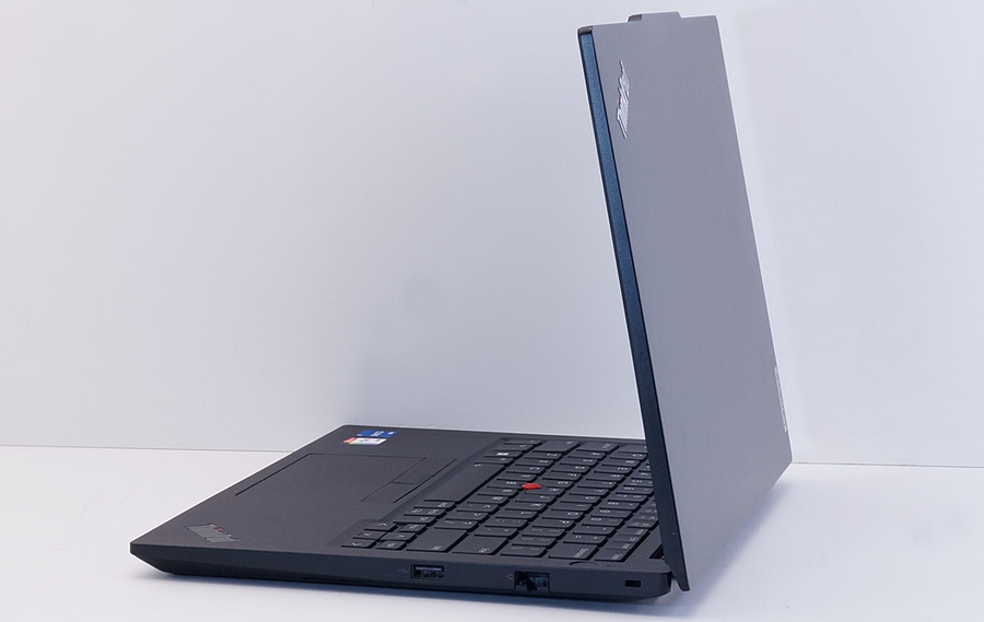 ������ Lenovo ThinkPad E14 Gen 5 - ������ 3