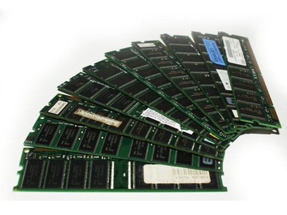 Компонент RAM 2GB DDR3 PC - снимка 1