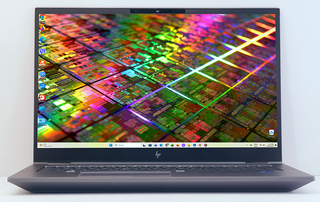 ������ HP ZBook Fury 17 G8